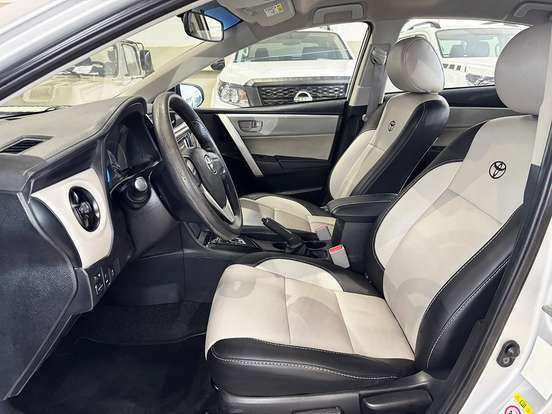 TOYOTA-COROLLA-1.8 GLI 16V FLEX 4P AUTOMÁTICO TOYOTA-COROLLA-2017
