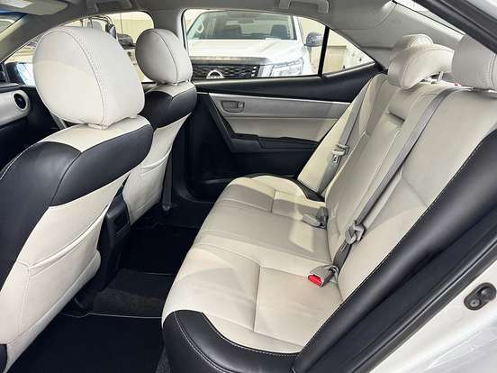 TOYOTA-COROLLA-1.8 GLI 16V FLEX 4P AUTOMÁTICO TOYOTA-COROLLA-2017