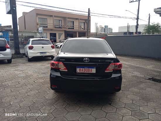 TOYOTA-COROLLA-2011