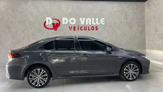 TOYOTA-COROLLA-2021