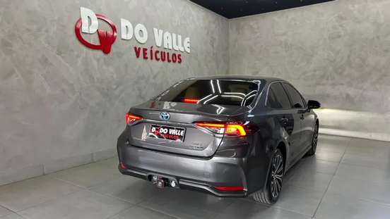 TOYOTA-COROLLA-2021