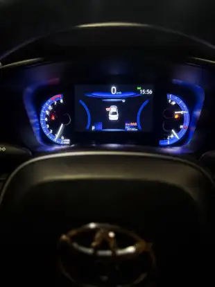 TOYOTA-COROLLA-2025