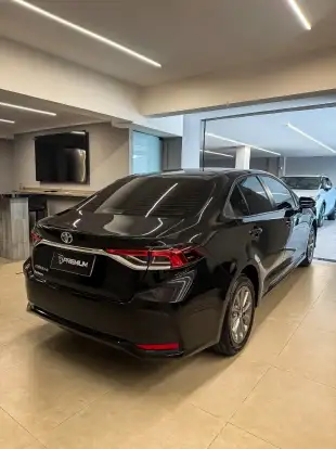 TOYOTA-COROLLA-2025