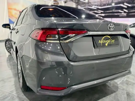 TOYOTA-COROLLA-2025