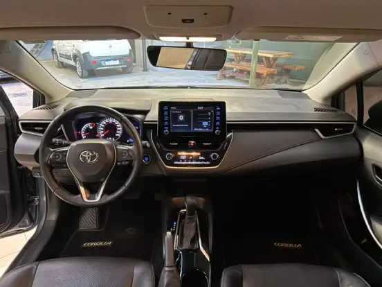 TOYOTA-COROLLA-2020