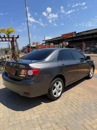 TOYOTA-COROLLA-2012