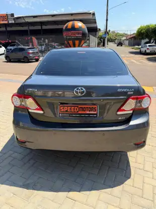 TOYOTA-COROLLA-2012