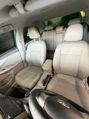 TOYOTA-COROLLA-2012