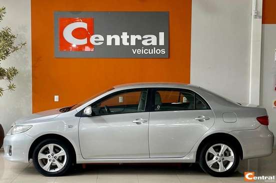 TOYOTA-COROLLA-2014