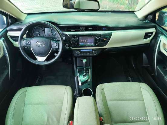 TOYOTA-COROLLA-2016