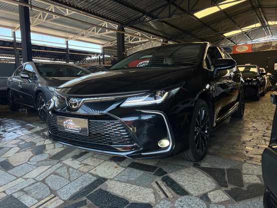 TOYOTA-COROLLA-2024