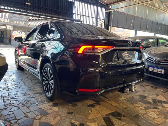 TOYOTA-COROLLA-2024