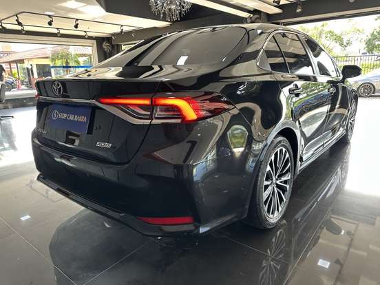 TOYOTA-COROLLA-2025