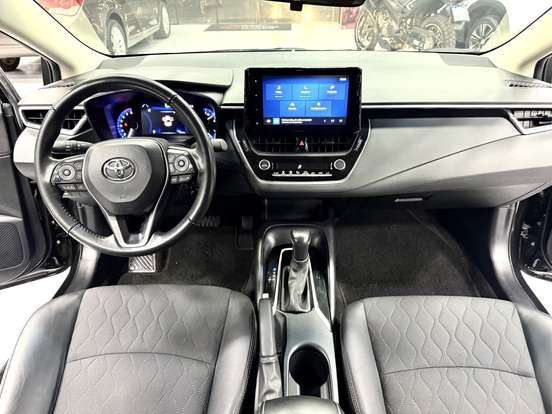 TOYOTA-COROLLA-2024
