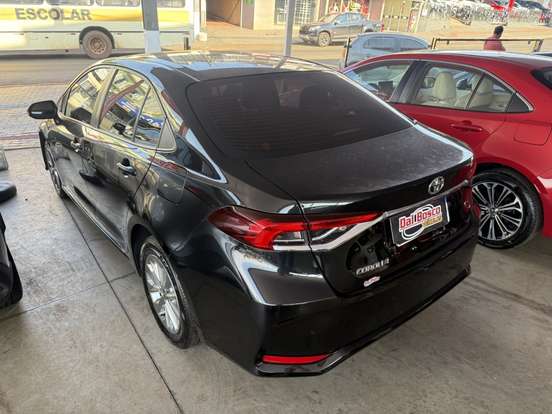 TOYOTA-COROLLA-2024