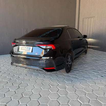 TOYOTA-COROLLA-2025