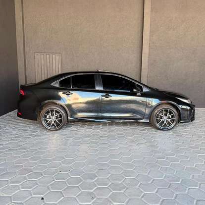 TOYOTA-COROLLA-2025