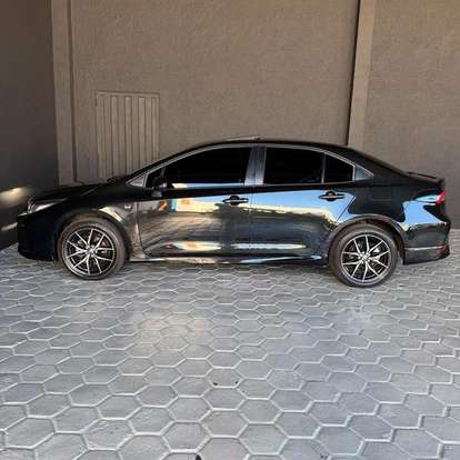 TOYOTA-COROLLA-2025