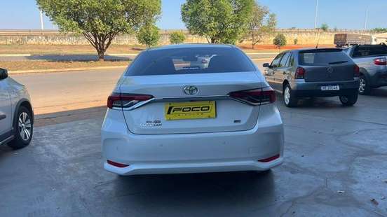TOYOTA-COROLLA-2025