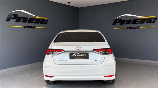 TOYOTA-COROLLA-2021