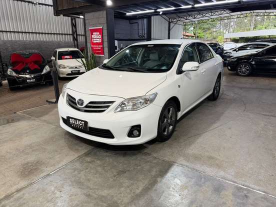 TOYOTA-COROLLA-2013