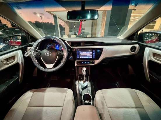 TOYOTA-COROLLA-2017