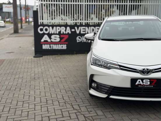 TOYOTA-COROLLA-2019