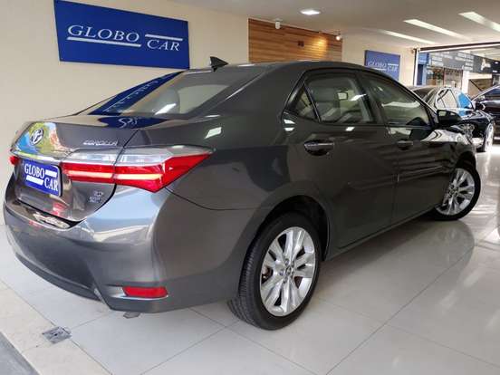 TOYOTA-COROLLA-2017