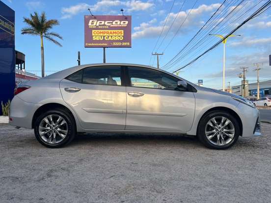 TOYOTA-COROLLA-2018