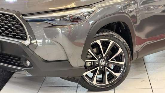 TOYOTA-COROLLA CROSS-2023