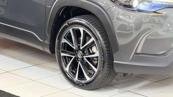 TOYOTA-COROLLA CROSS-2023
