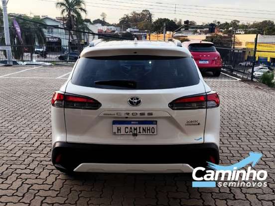 TOYOTA-COROLLA CROSS-2021