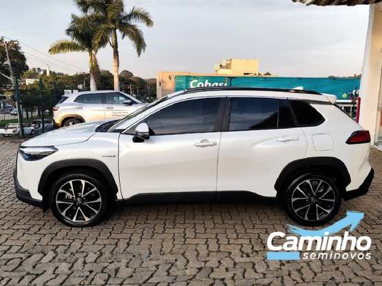 TOYOTA-COROLLA CROSS-2021
