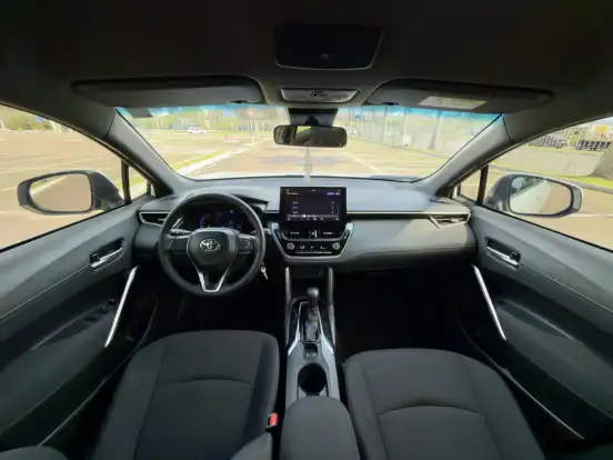 TOYOTA-COROLLA CROSS-2025
