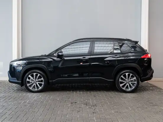 TOYOTA-COROLLA CROSS-2023