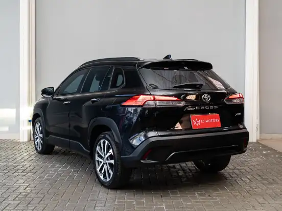 TOYOTA-COROLLA CROSS-2023