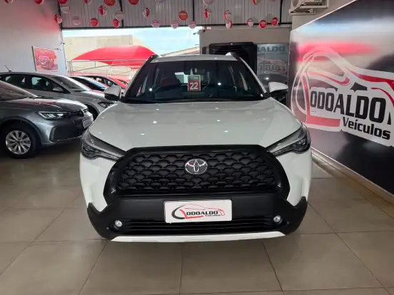 TOYOTA-COROLLA CROSS-2021