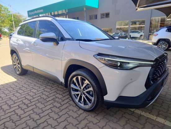TOYOTA-COROLLA CROSS-2021