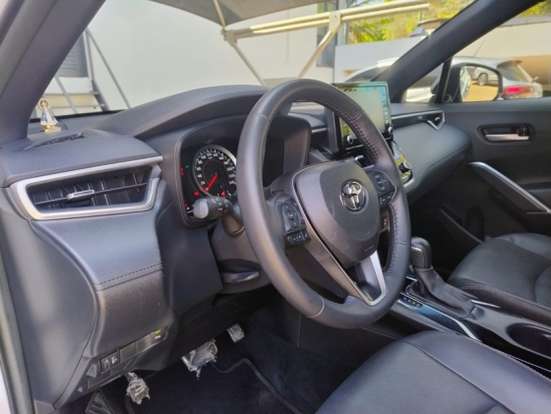 TOYOTA-COROLLA CROSS-2021