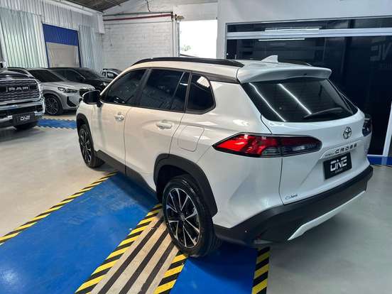 TOYOTA-COROLLA CROSS-2026