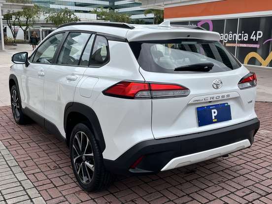 TOYOTA-COROLLA CROSS-2025