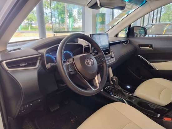 TOYOTA-COROLLA CROSS-2024