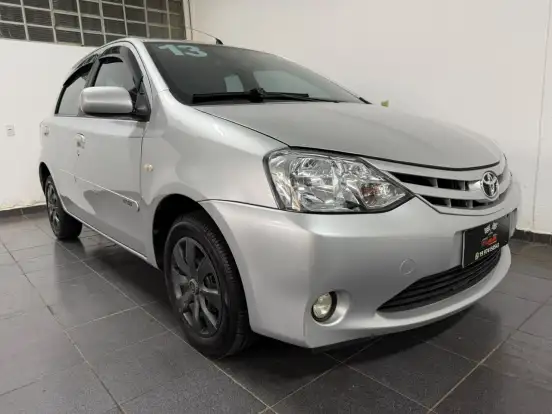 TOYOTA-ETIOS-2013