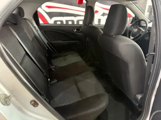 TOYOTA-ETIOS-2019