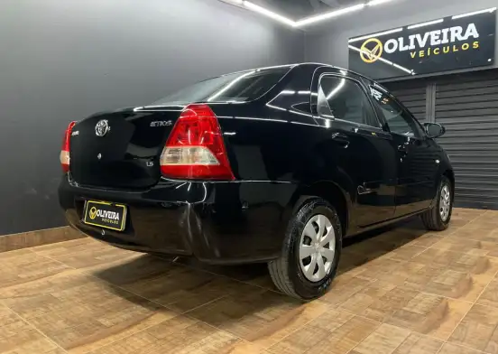 TOYOTA-ETIOS-1.5 X SEDAN 16V FLEX 4P MANUAL TOYOTA-ETIOS-2015
