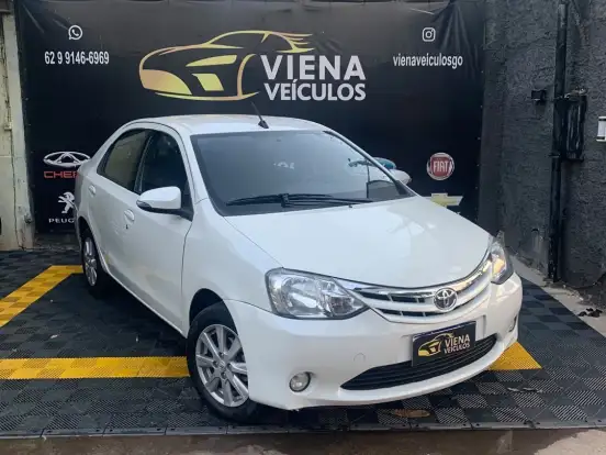 TOYOTA-ETIOS-1.5 XLS 16V FLEX 4P AUTOMÁTICO TOYOTA-ETIOS-2016