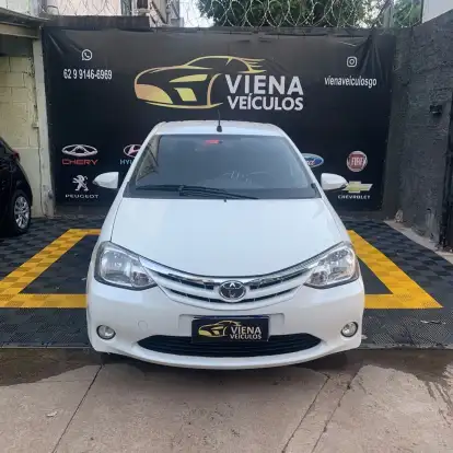 TOYOTA-ETIOS-1.5 XLS 16V FLEX 4P AUTOMÁTICO TOYOTA-ETIOS-2016