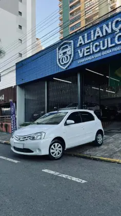 TOYOTA ETIOS 1.5 XS 16V FLEX 4P AUTOMÁTICO