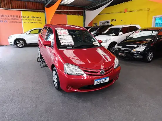 TOYOTA-ETIOS-1.5 XS 16V FLEX 4P MANUAL TOYOTA-ETIOS-2013