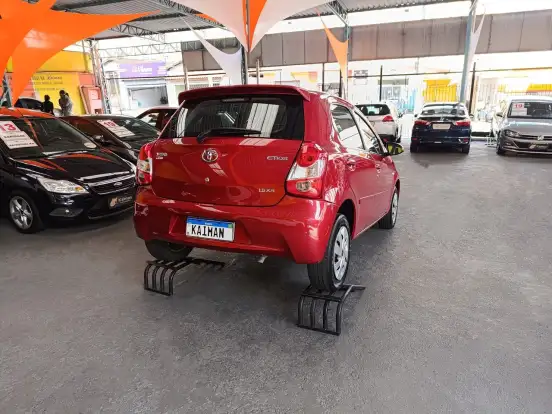 TOYOTA-ETIOS-1.5 XS 16V FLEX 4P MANUAL TOYOTA-ETIOS-2013